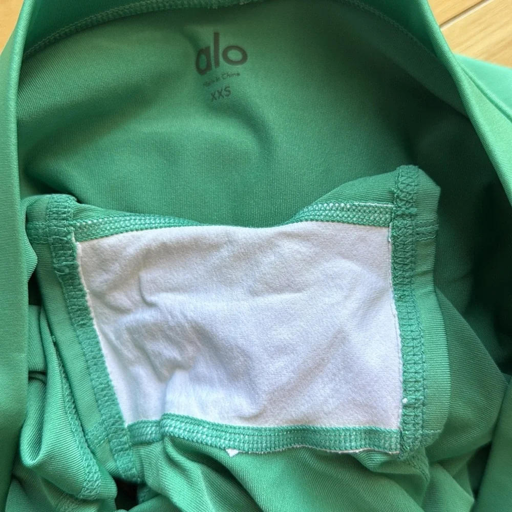 ALO Yoga Airlift Timeless Mini Skirt Lettuce XXS
